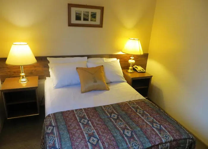 Siesta Motel